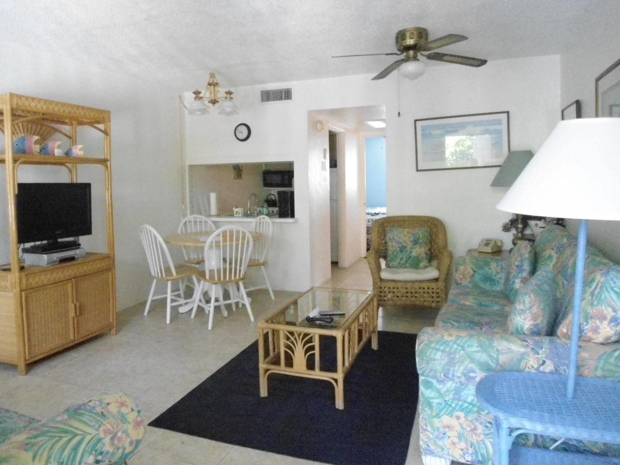 Malyn Resort St. Pete Beach Esterno foto