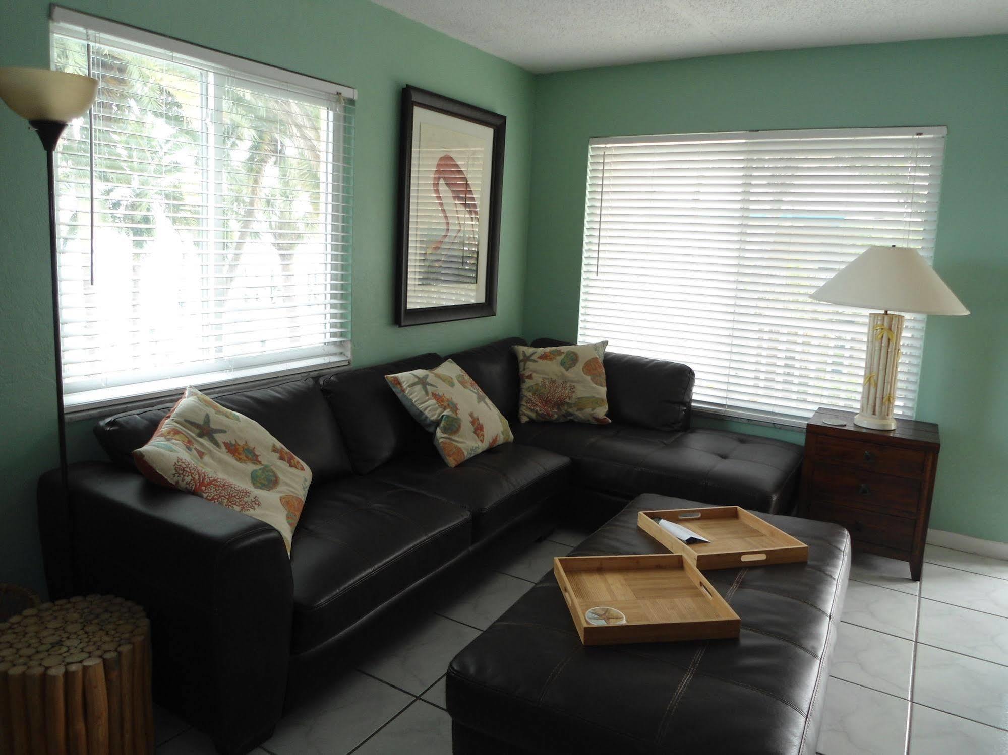 Malyn Resort St. Pete Beach Esterno foto