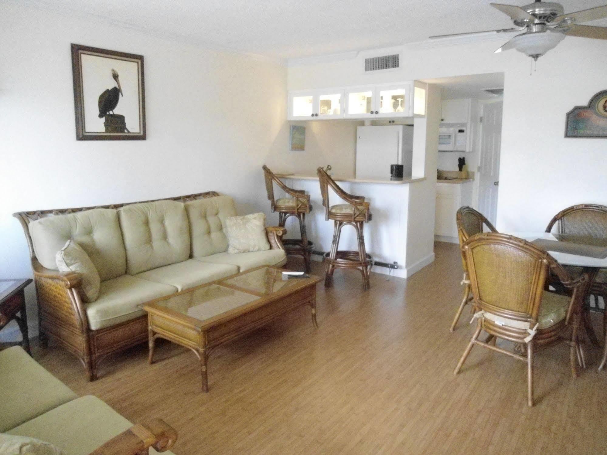 Malyn Resort St. Pete Beach Esterno foto
