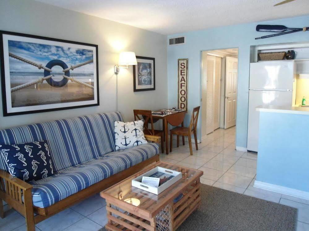 Malyn Resort St. Pete Beach Esterno foto